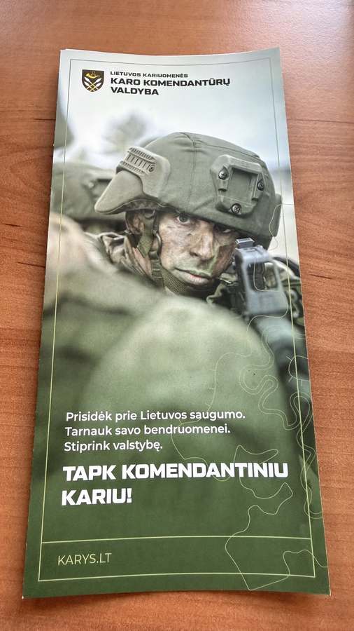 Plakatas „Tapk komendantiniu kariu“